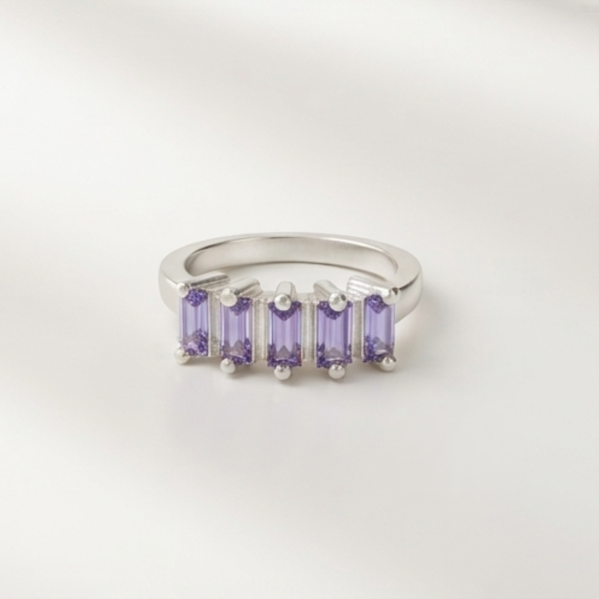 DIVYORO LAVENDER LINEAGE RING