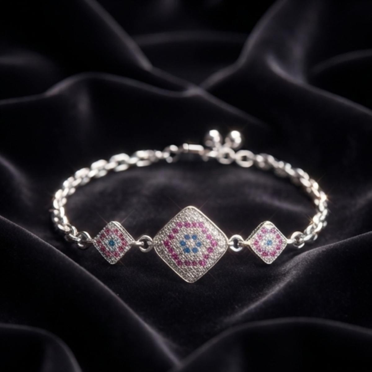 DIVYORO TRILLION-CLUSTER BRACELET