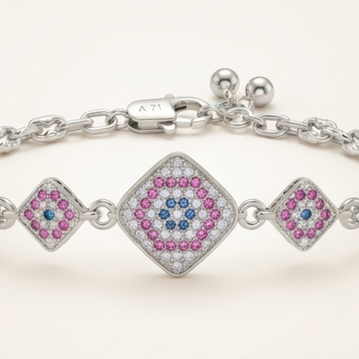 DIVYORO TRILLION-CLUSTER BRACELET