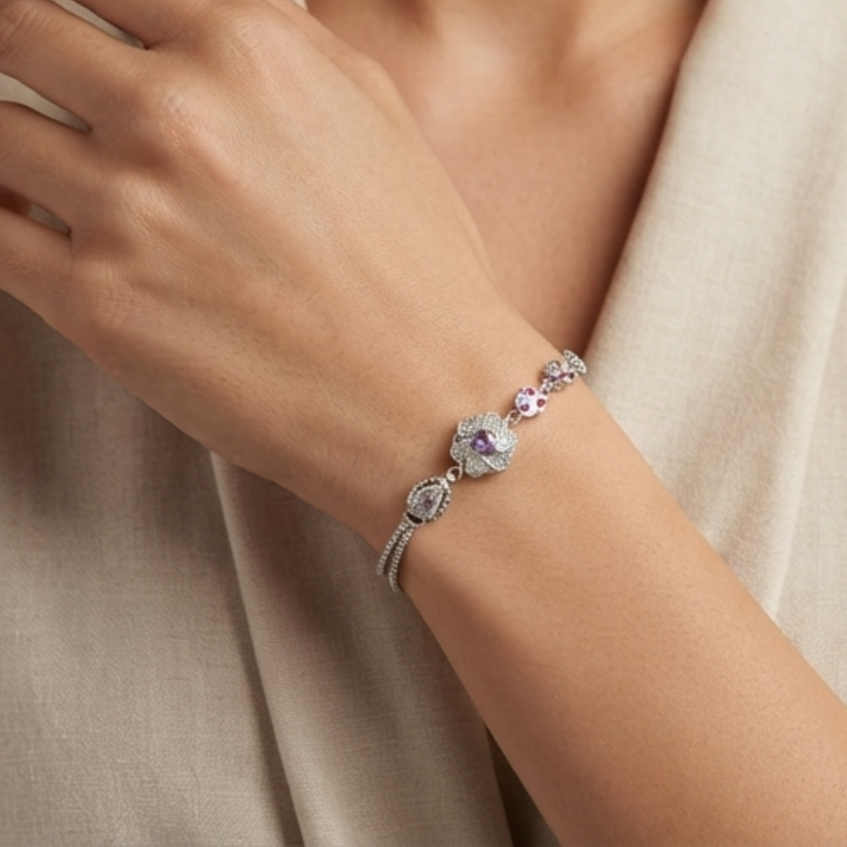 DIVYORO INFINITE LOVE SILVER BRACELET