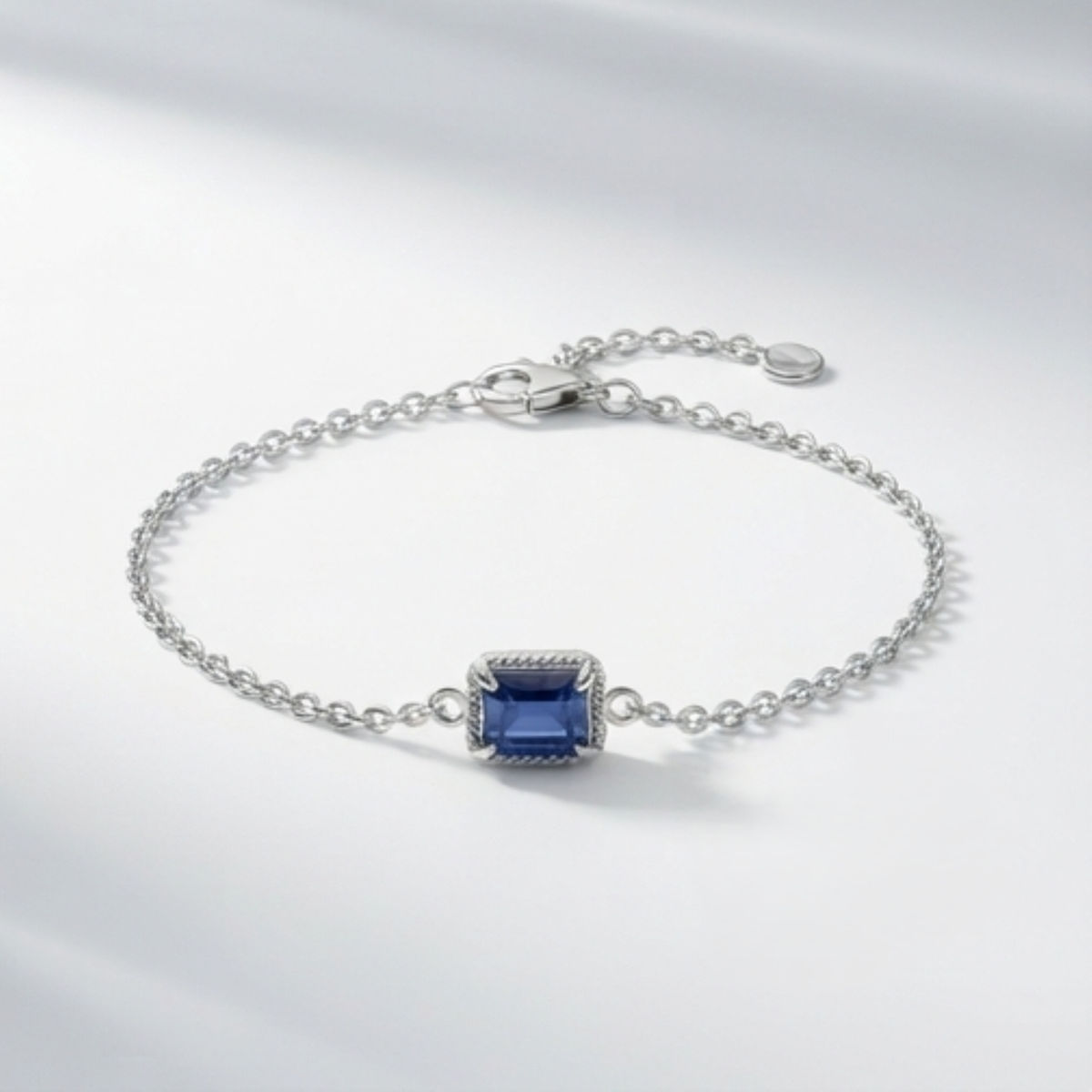 DIVYORO EMERALD-CUT DEEP BLUE STATION BRACELET