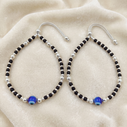 DIVYORO NAZARIYA BLUE EYE SILVER ANKLET