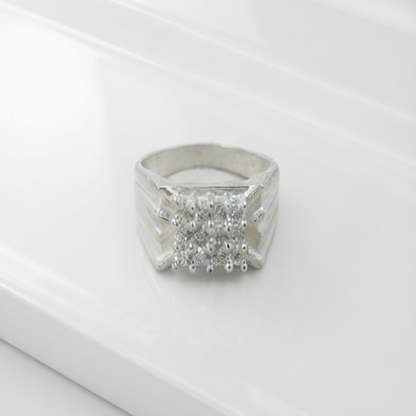 DIVYORO LUXE STONE RING