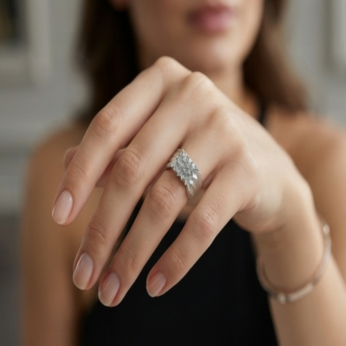 DIVYORO LUXE STONE RING