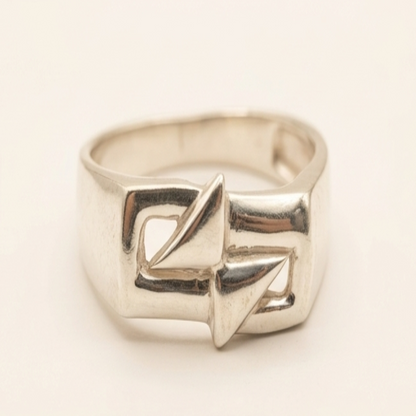 DIVYORO GEODE BAND RING