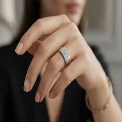 DIVYORO SILVER BRILLIANCE RING