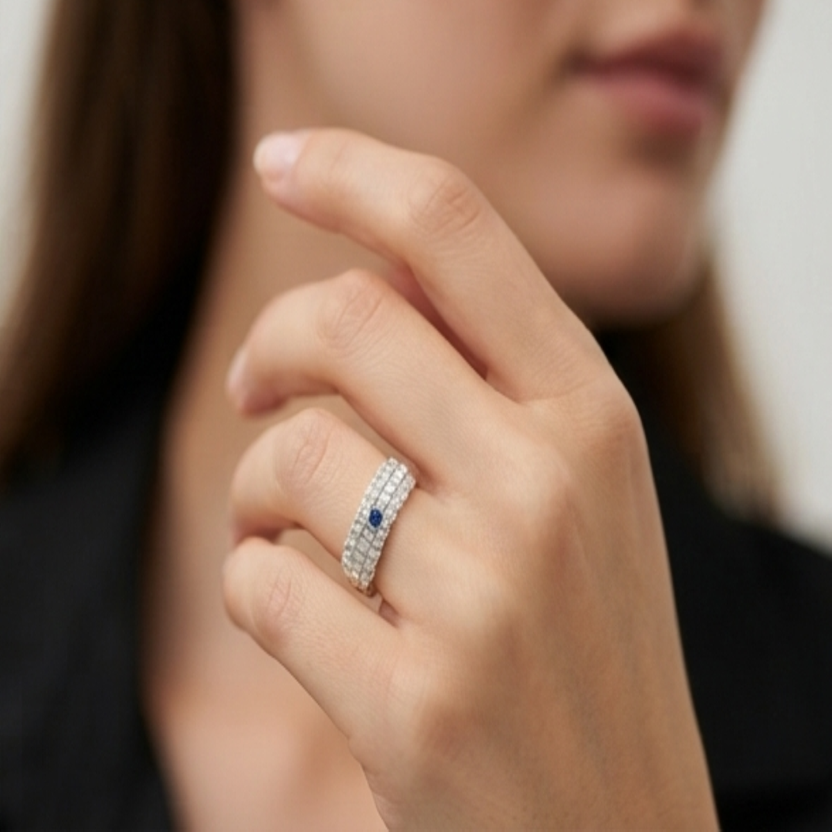DIVYORO SIGNATURE DIAMOND RING