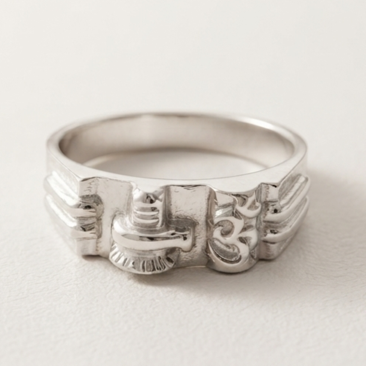 DIVYORO SPIRITUAL SERENITY RING