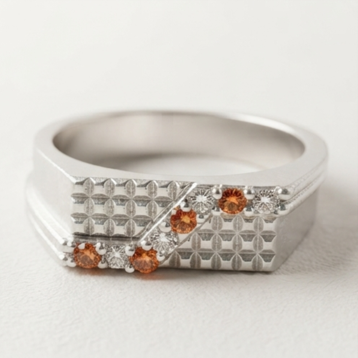 DIVYORO S-CURVE SPARKLE RING