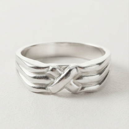 DIVYORO SCULPTURAL X RING