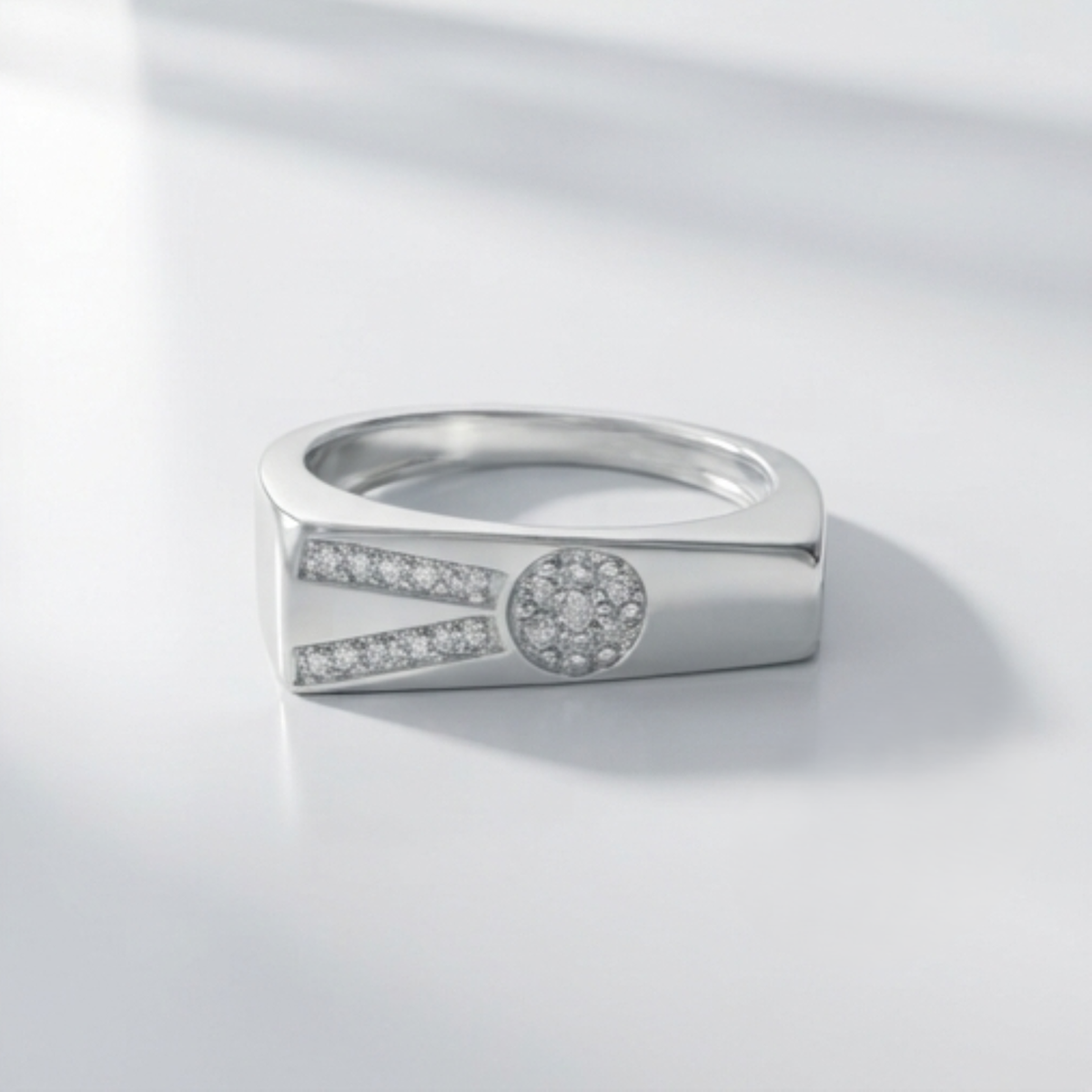 DIVYORO PRECISION MOTIF RING