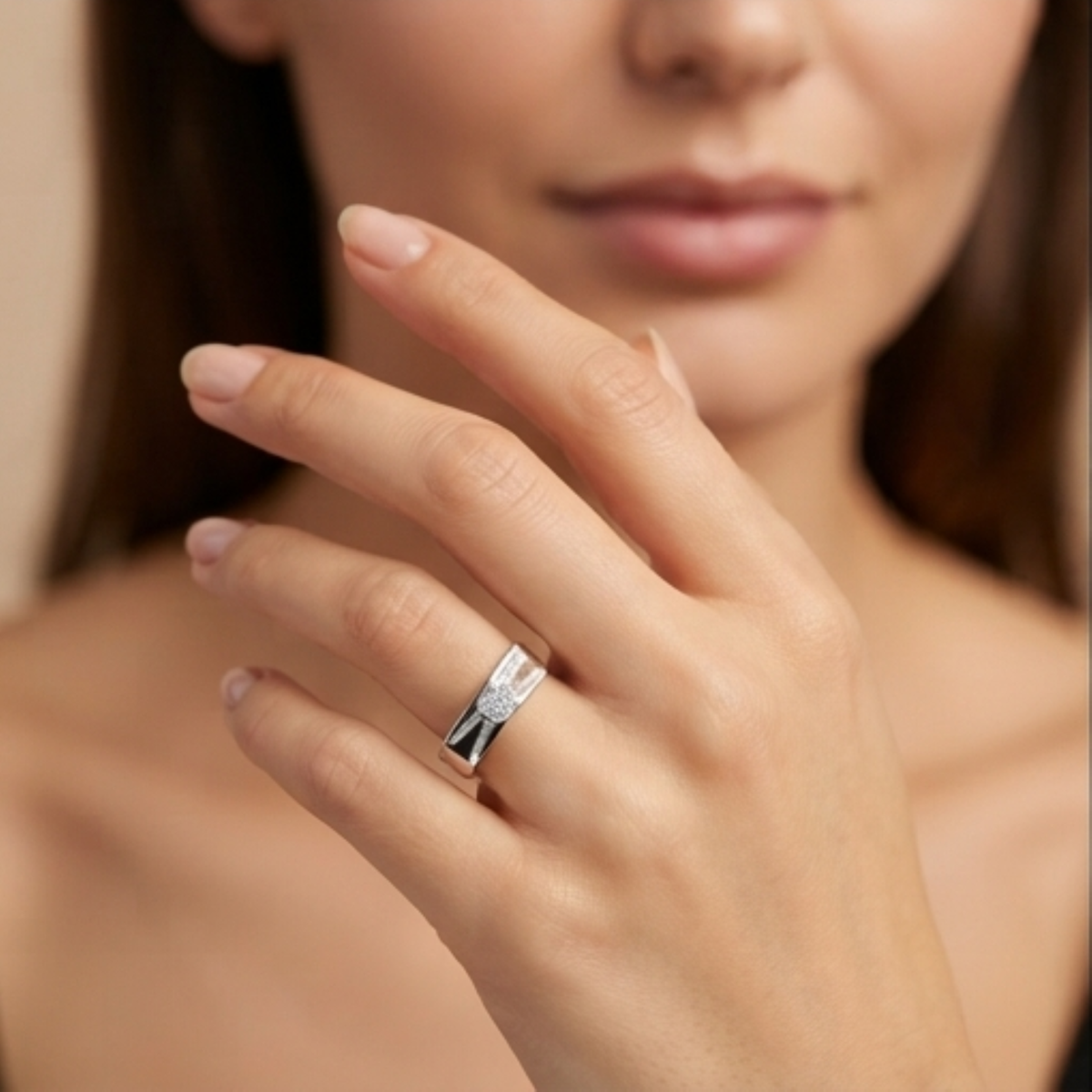 DIVYORO PRECISION MOTIF RING