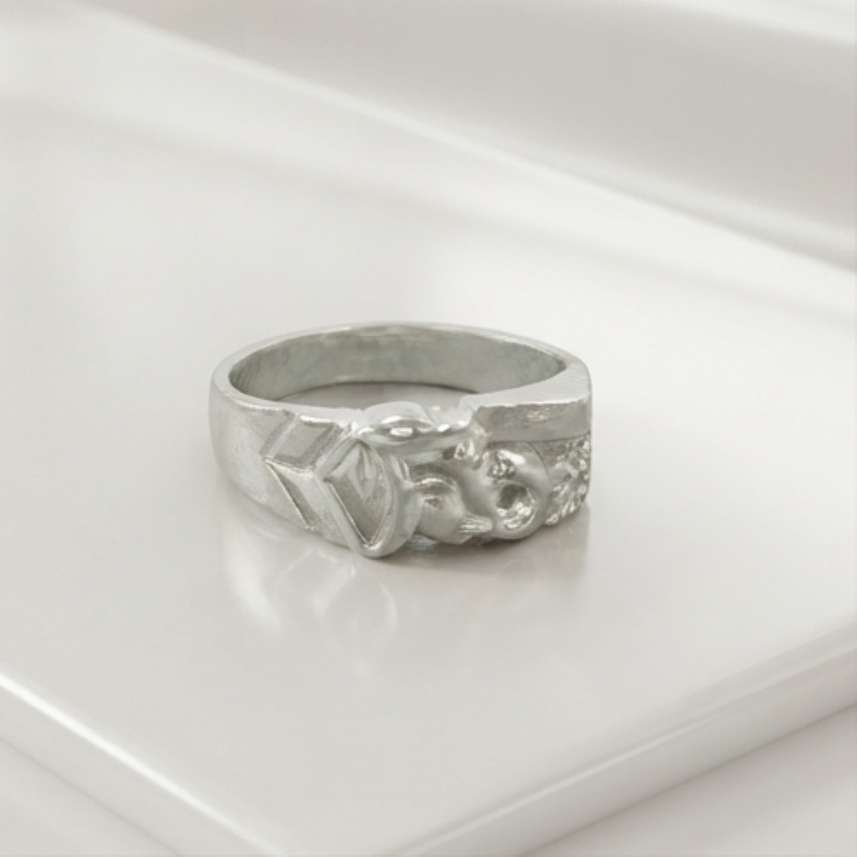 DIVYORO ETERNAL HARMONY RING