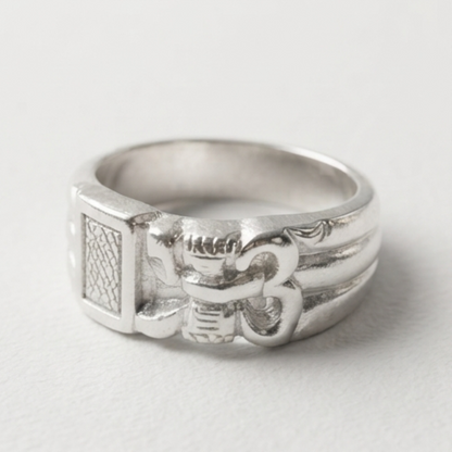 DIVYORO ESSENCE OF OM RING