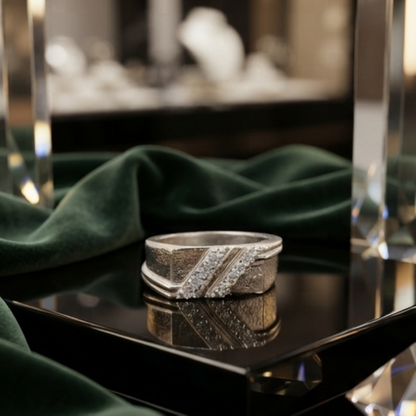 DIVYORO TEXTURED LINE RING