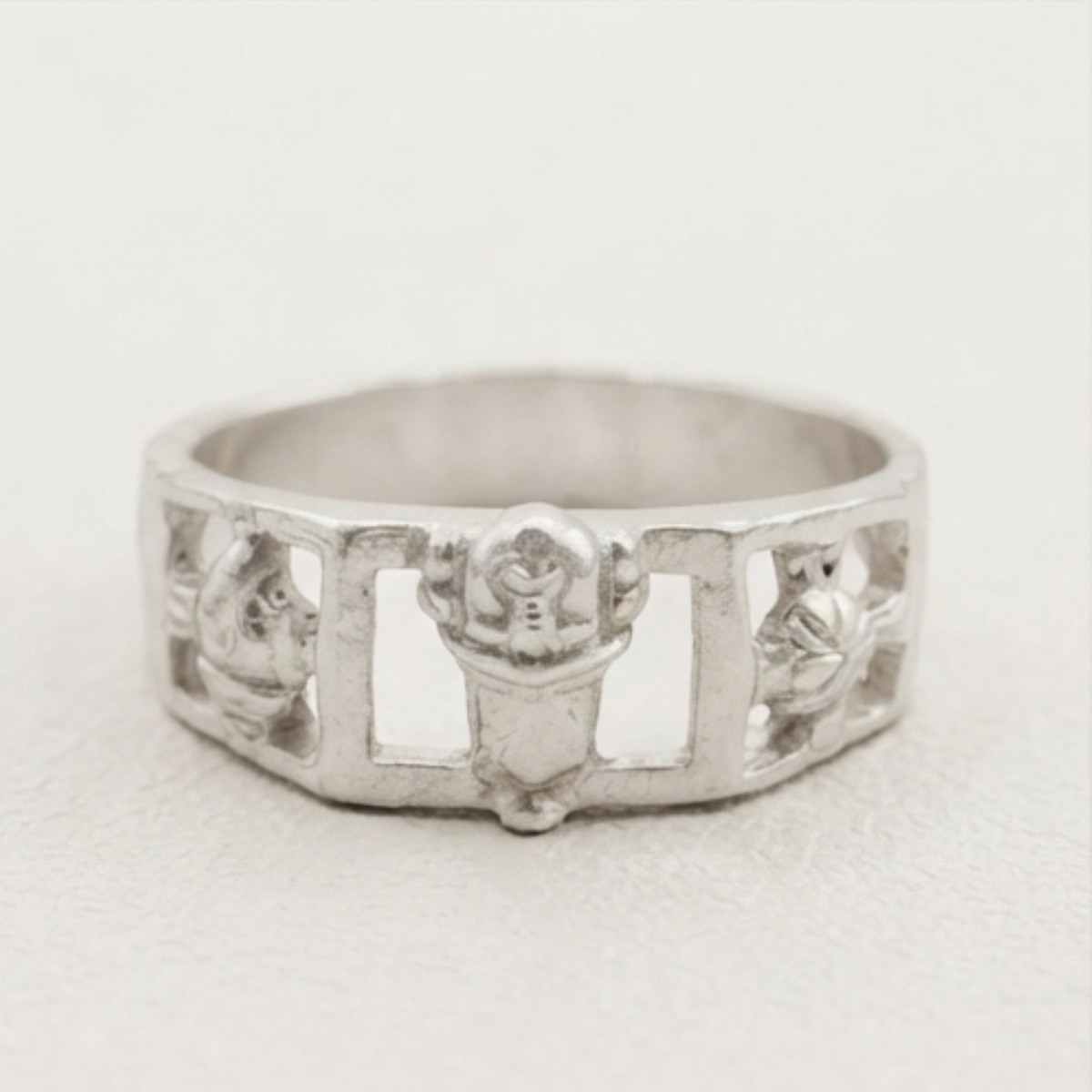 DIVYORO DIVINE SYMBOL RING