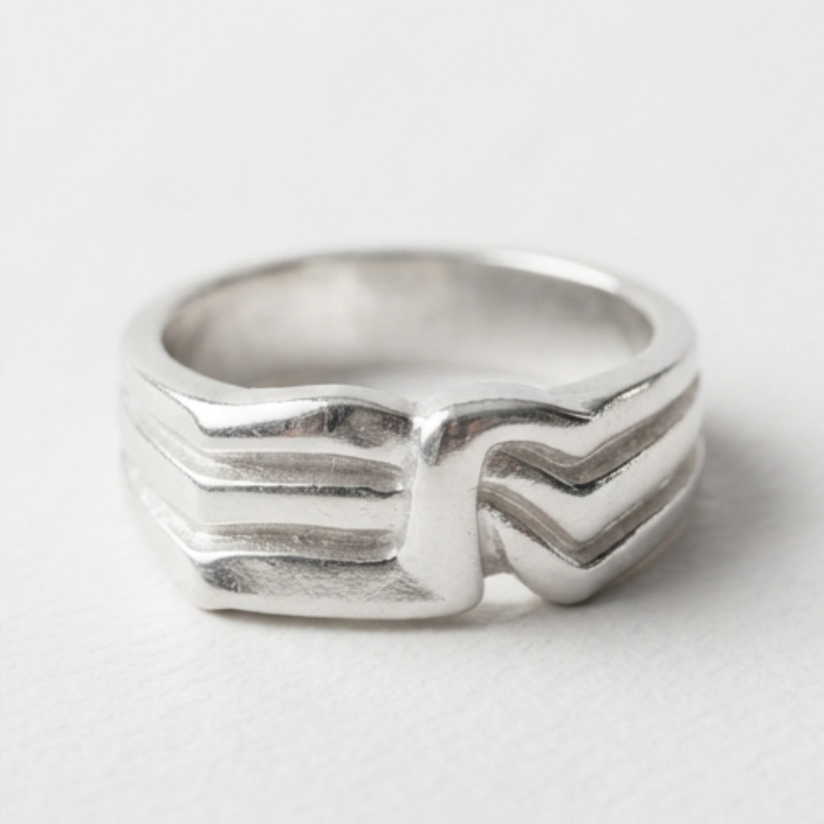 DIVYORO INTERWOVEN WAVE BAND