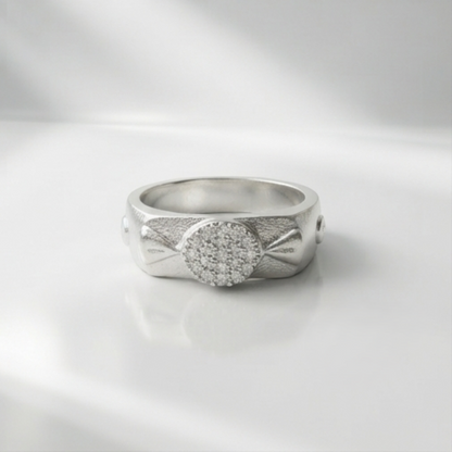 DIVYORO SIGNATURE CIRCLE MOTIF RING
