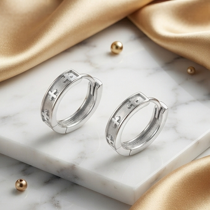 DIVYORO SOPHISTICATED PATTERNED SILVER EARRING