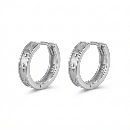DIVYORO SOPHISTICATED PATTERNED SILVER EARRING