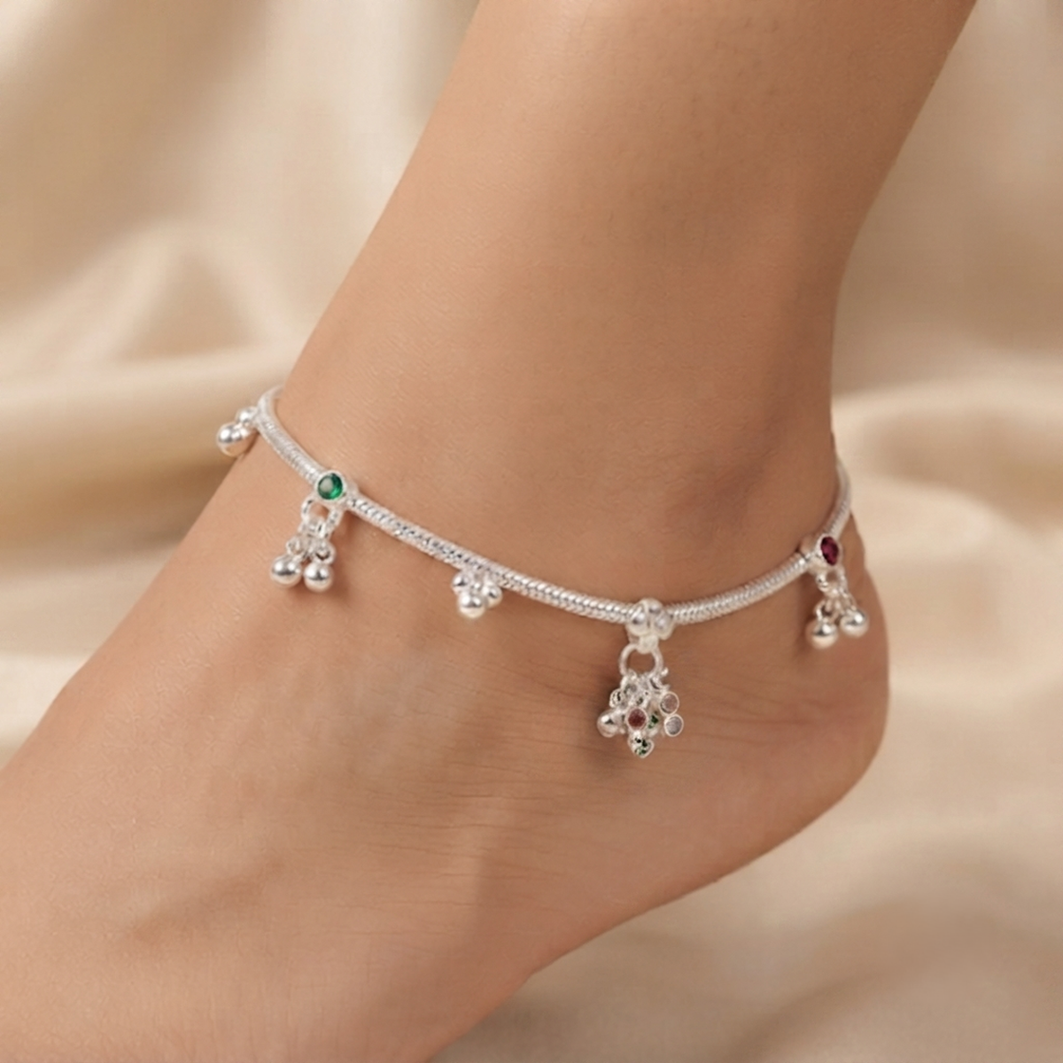 DIVYORO BEADED STONE ACCENTED SILVER ANKLET