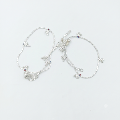 DIVYORO DELICATE HEART CLUSTER SILVER PAYAL