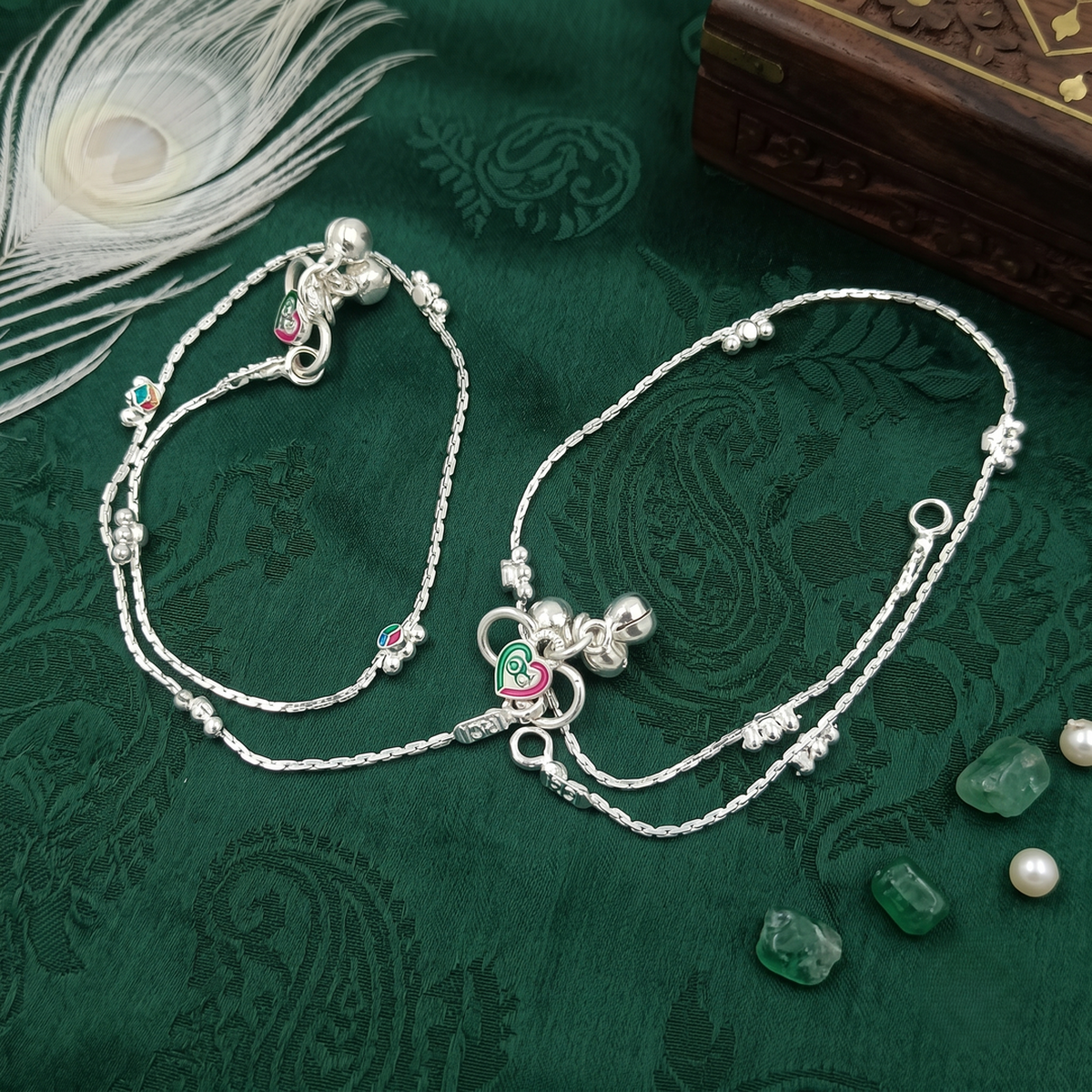 DIVYORO TRI CLUSTER SILVER ANKLET