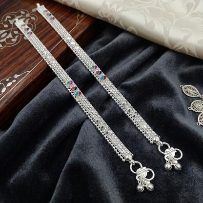DIVYORO GEOMETRIC PYRAMID & MEENAKARI SILVER ANKLET