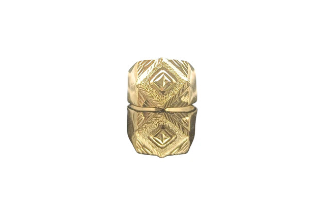 DIVYORO THE LAUREL LEAF OVAL SIGNET